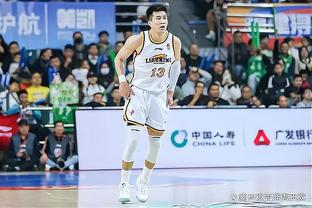 周琦赵睿互换的震撼程度 相当于NBA的哪件事？